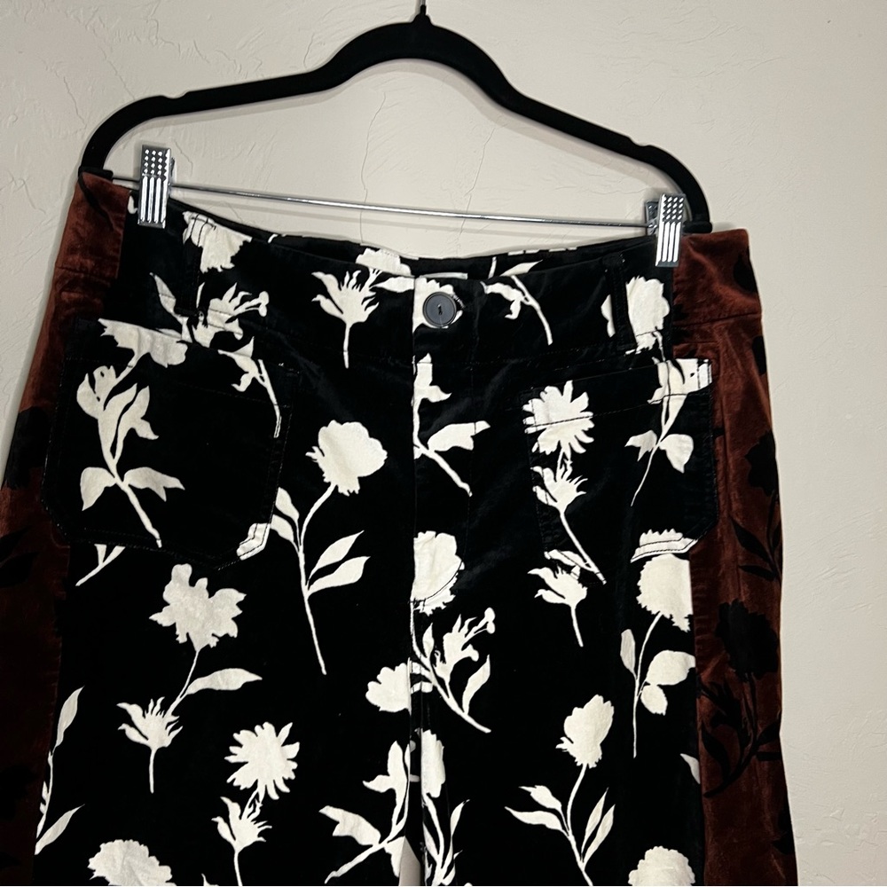 Floral Wide-Leg Cropped Pants - Black & Cream - Picture 7 of 16